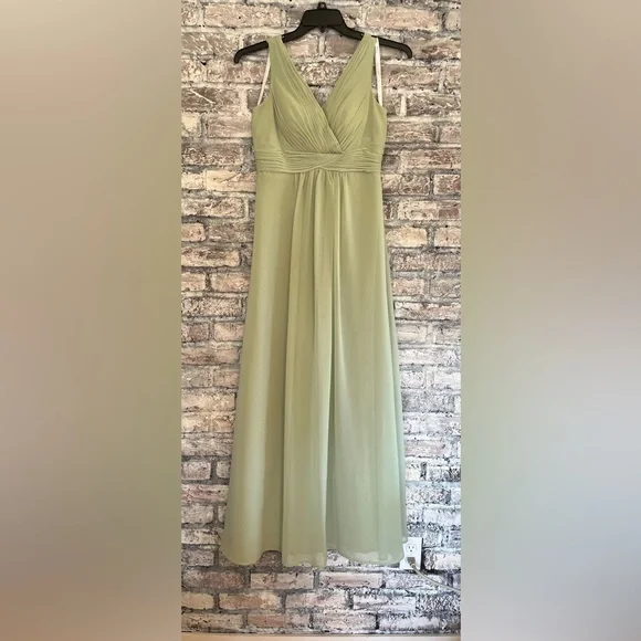 Christina Wu | Dresses | Christina Wu Long Bridesmaid Dress Excellent  Condition The Color Is Meadow | Poshmark